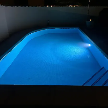 Casa En Sierra De Gredos Piscina Privada La Adrada