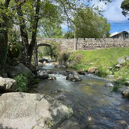 Casa En Sierra De Gredos Piscina Privada Holiday home La Adrada