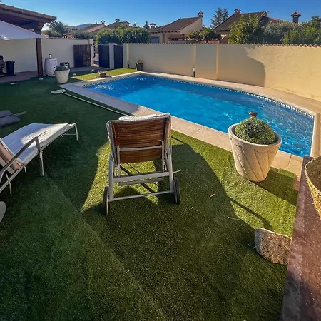 度假居 Casa En Sierra De Gredos Piscina Privada 拉德拉达