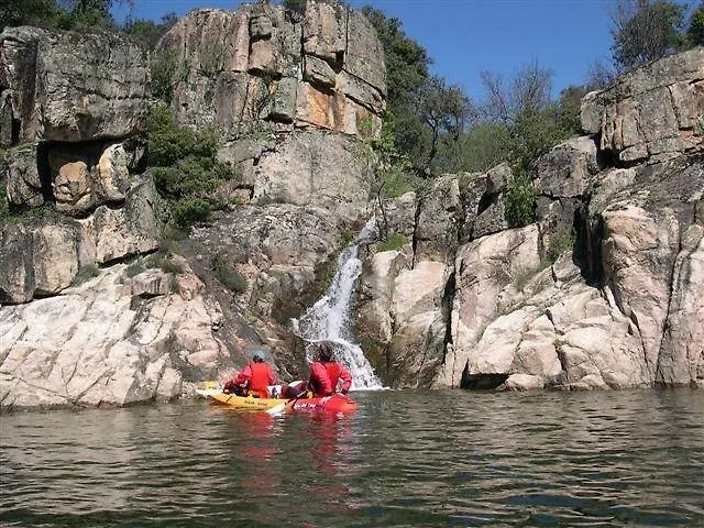 Casa En Sierra De Gredos Piscina Privada Сasa de vacaciones