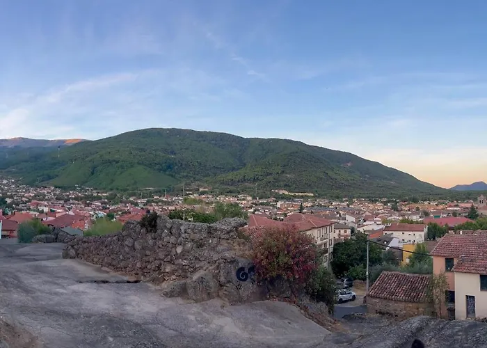 Сasa de vacaciones Casa En Sierra De Gredos Piscina Privada