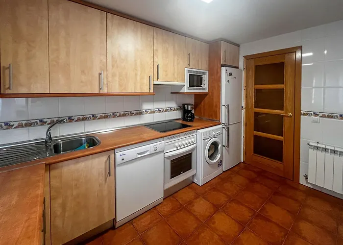 Casa En Sierra De Gredos Piscina Privada La Adrada