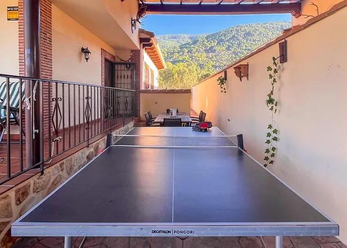 Casa En Sierra De Gredos Piscina Privada Сasa de vacaciones
