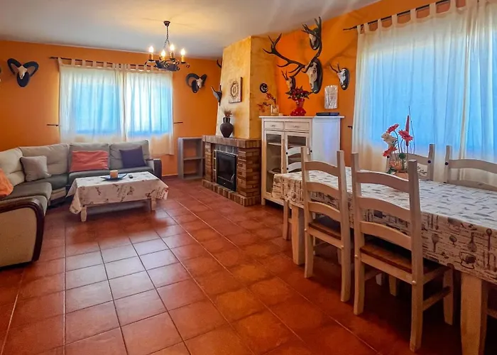 Сasa de vacaciones Casa En Sierra De Gredos Piscina Privada